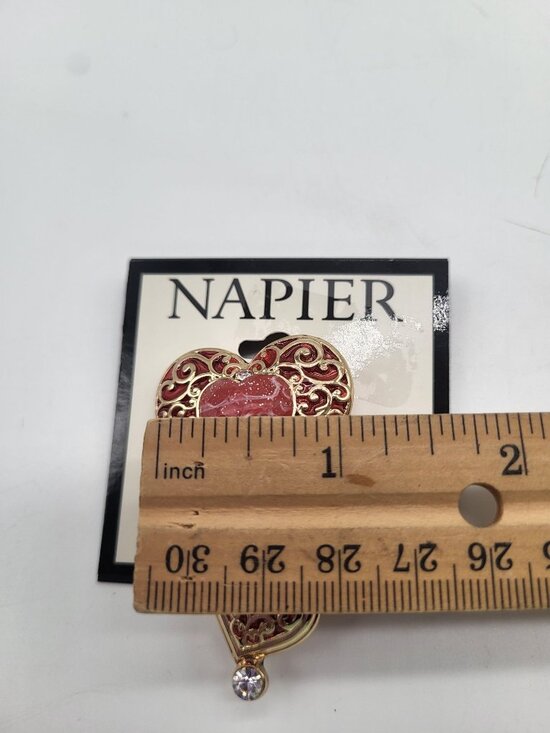 Napier Triple Heart Brooch Pin Red Stones Valentines Love Gold Tone - Picture 6 of 6
